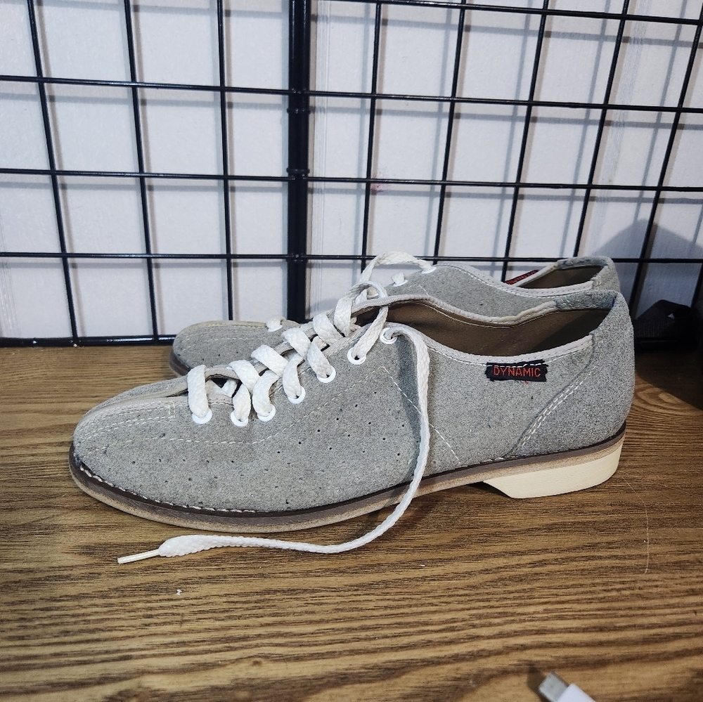 Vintage GREY DYNAMIC Bowling Shoes 81/2 Womens